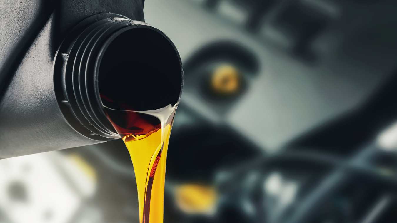 Say Goodbye to Oil Leaks: How to Keep Your Car Running Smoothly with Regular Oil Changes