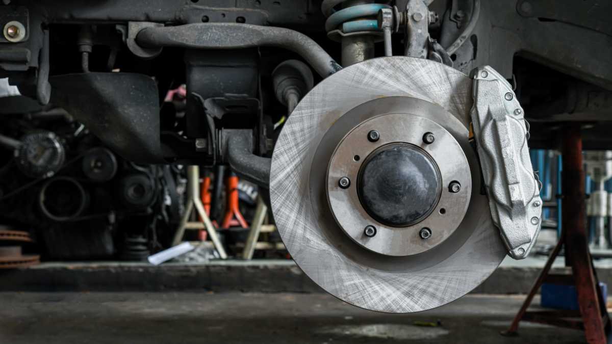 How To Make Your Car Brakes Last Longer: 5 Tips