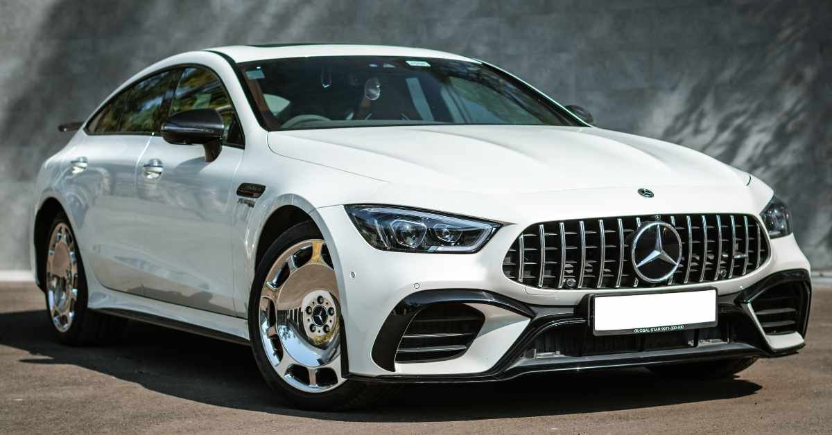 The Benefits of Servicing Your Mercedes at Authorized Dealerships in Sharjah