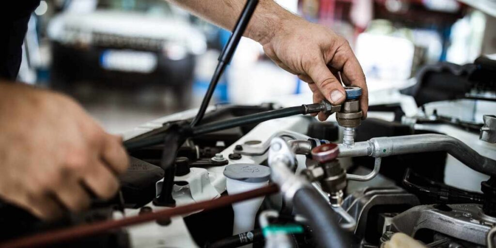 Top Tips for Car AC Repair in Abu Dhabi: Beat the Heat with Expert Advice