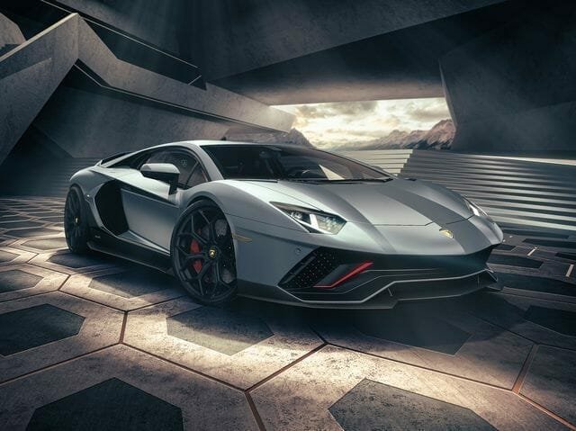 هل يمكن لورشة عادية إصلاح Lamborghini؟ المخاطر والتحديات في مركز صيانة Lamborghini