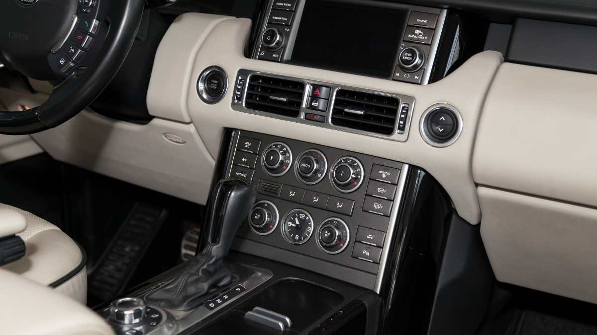 Why Does My Range Rover Say Transmission Fault?