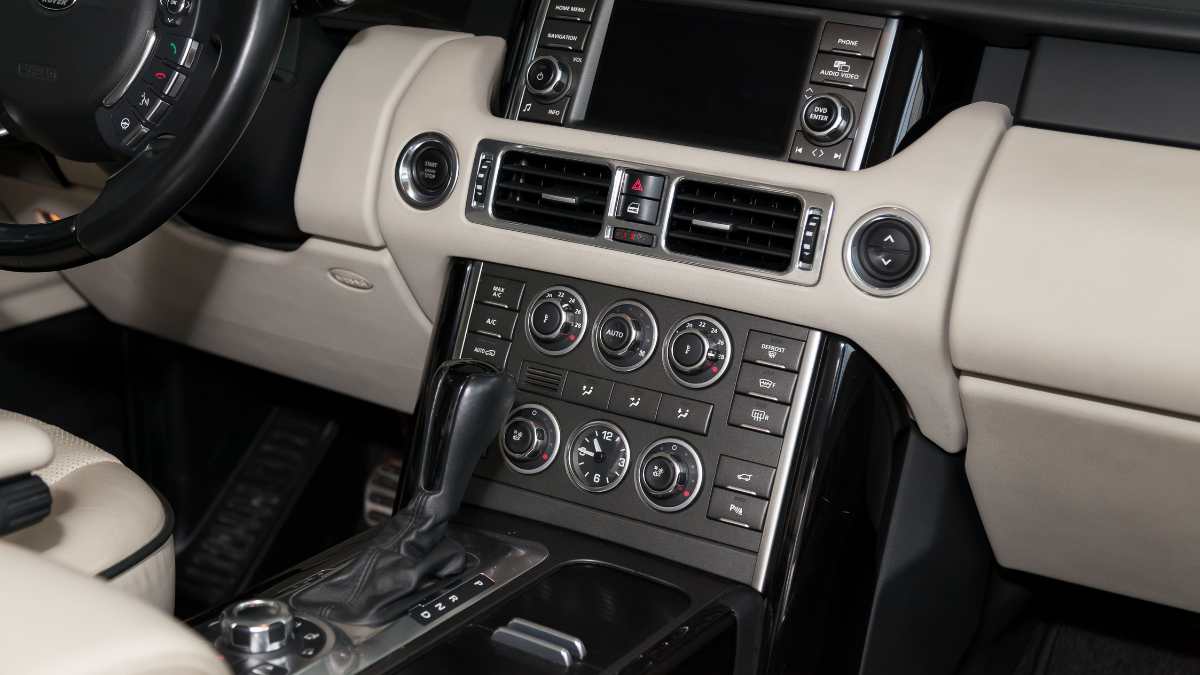 Why Does My Range Rover Say Transmission Fault
