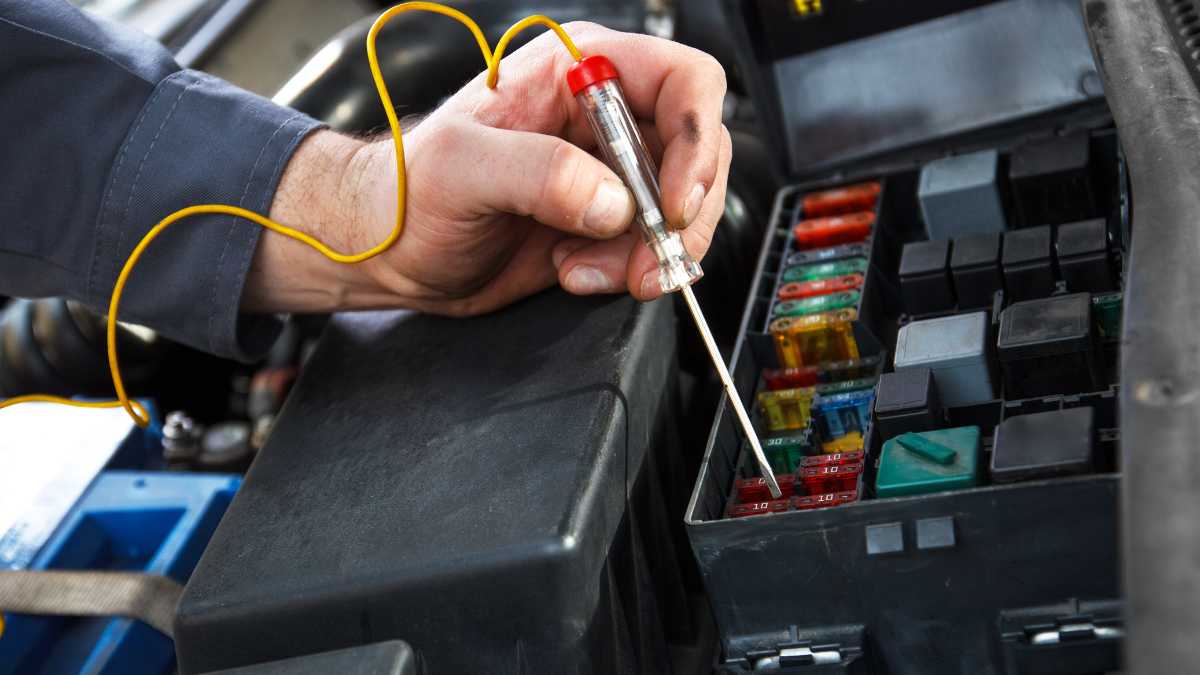 How to Diagnose Car Electrical Issues